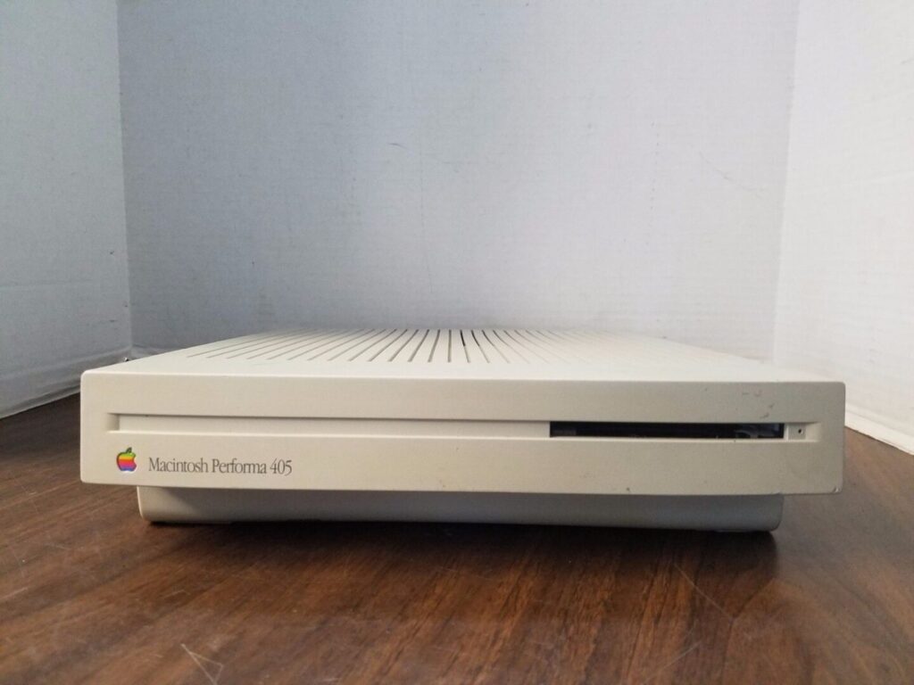 Macintosh Performa 405